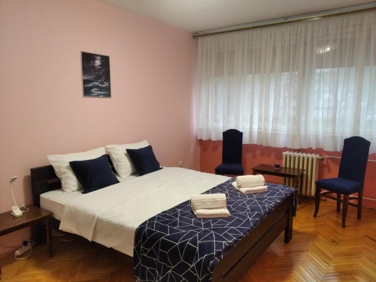 Apartman Dara - Novi Beograd エクステリア 写真